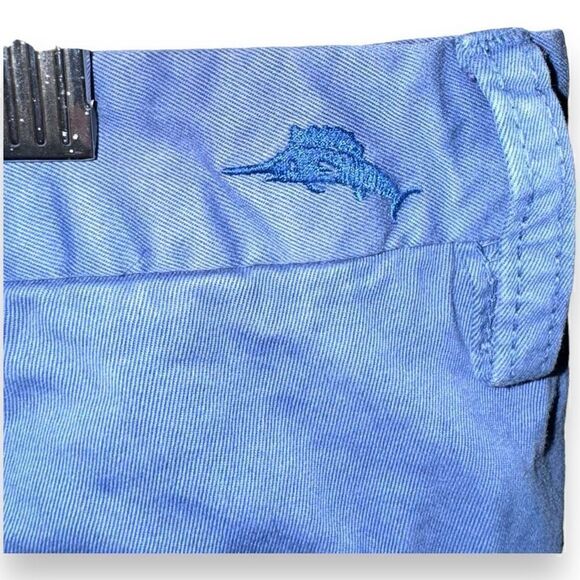 Navy Blue Tommy Bahama 9 Inch Chino Shorts Size 36 - Picture 8 of 9